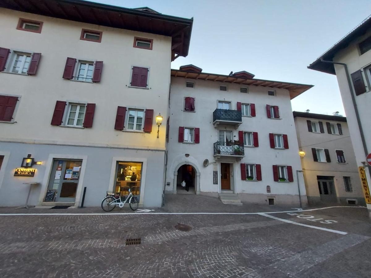 Appartamento Al Borgo Cles Exterior foto